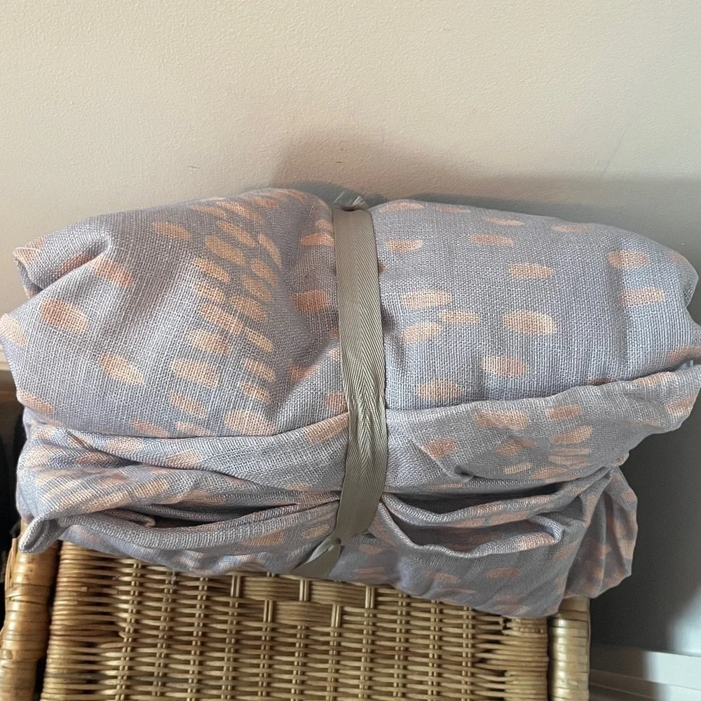 Anthropologie Rainier Percale Duvet Queen with 2 shams (king and regular) NWT